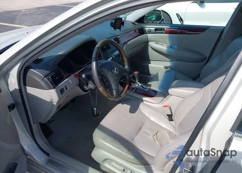 2002 Lexus Es 300 from USA, damaged, VIN JTHBF30G820010699